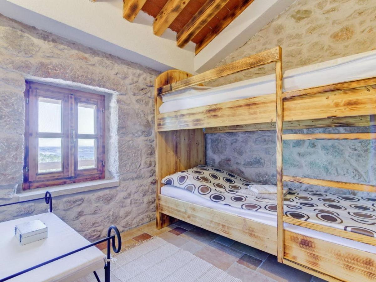 Lovely Holiday Home In Starigrad Starigrad Paklenica Exterior foto