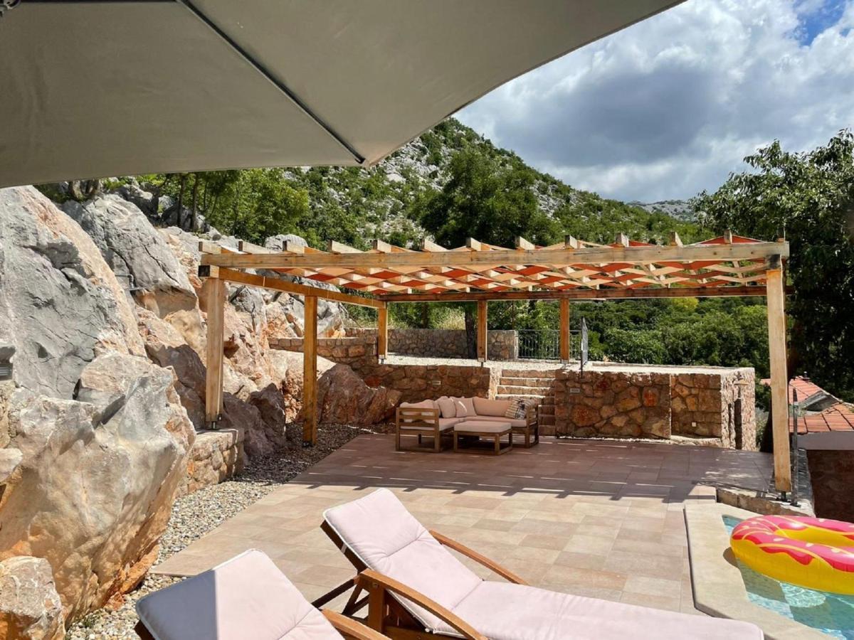 Lovely Holiday Home In Starigrad Starigrad Paklenica Exterior foto